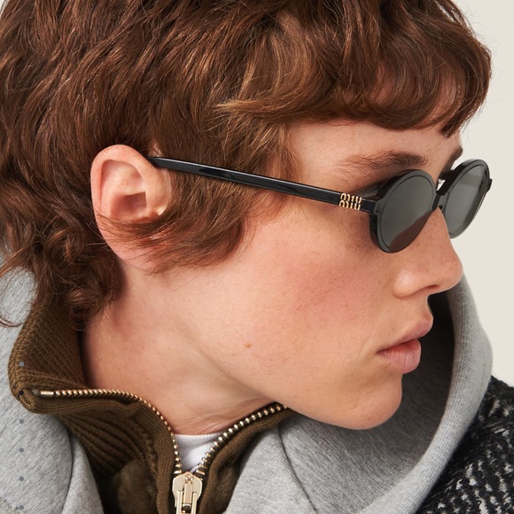 Round Small Black Sunglasses - Picture 3 of 6